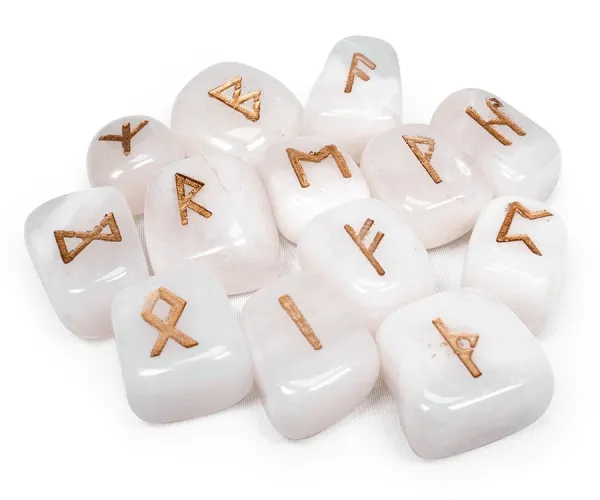 White Onyx Runes Lo Scarabeo