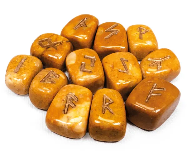 Golden Quartz Runes Lo Scarabeo