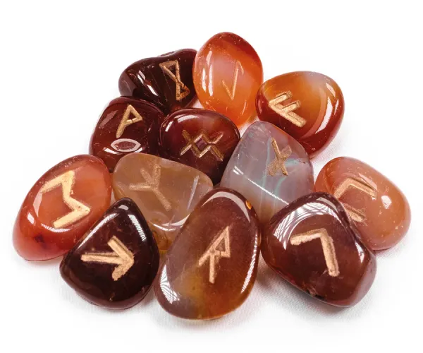 Red Carnelian Runes Lo Scarabeo